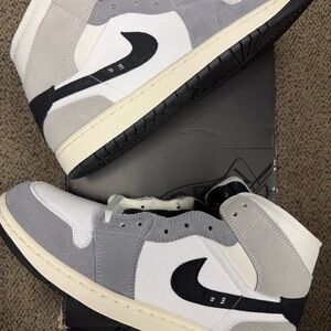 Jordan 1 Mid SE Craft White Cement Grey Black High-Top Sneakers